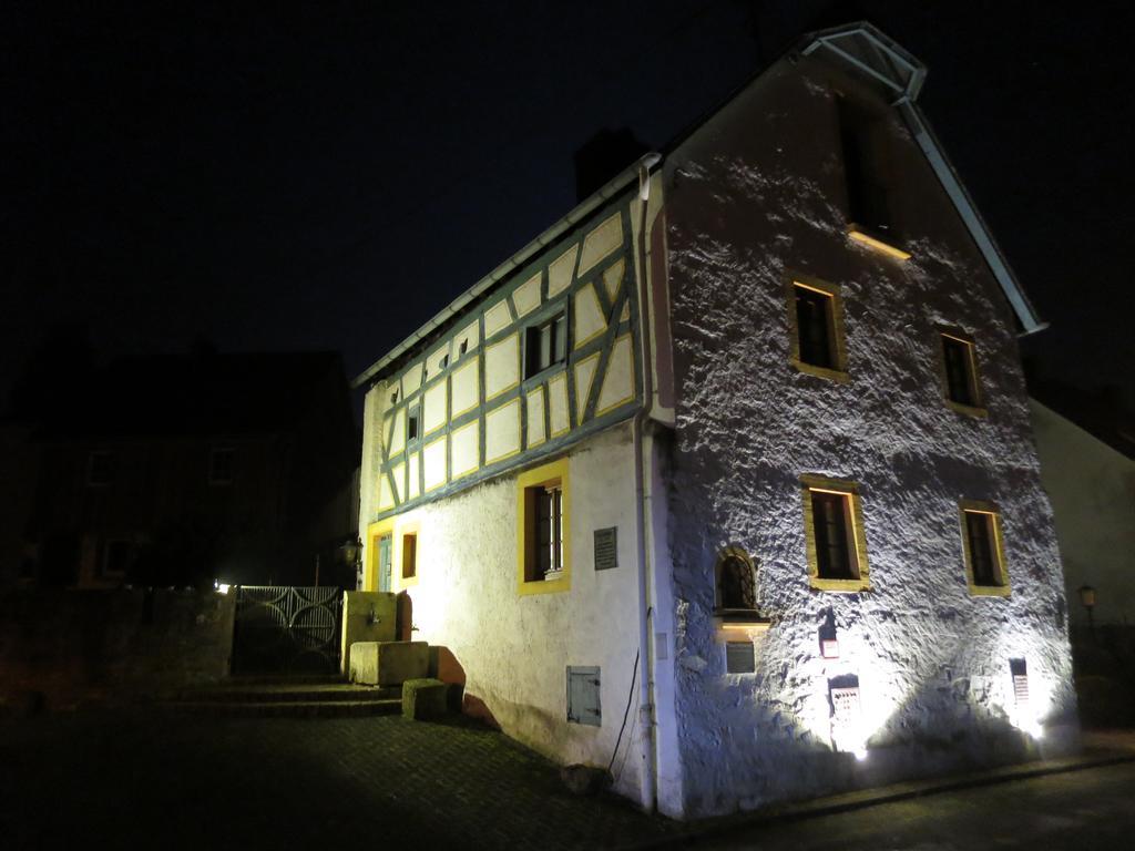 Ferienwohnungen Haus Hinneres Schalkenmehren Exteriör bild